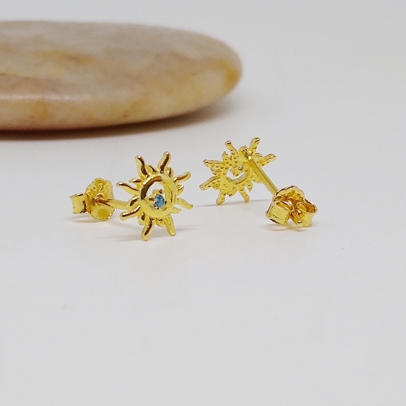 Tiny Dainty Gold CZ Sun Stud Earrings - Picture 6 of 7
